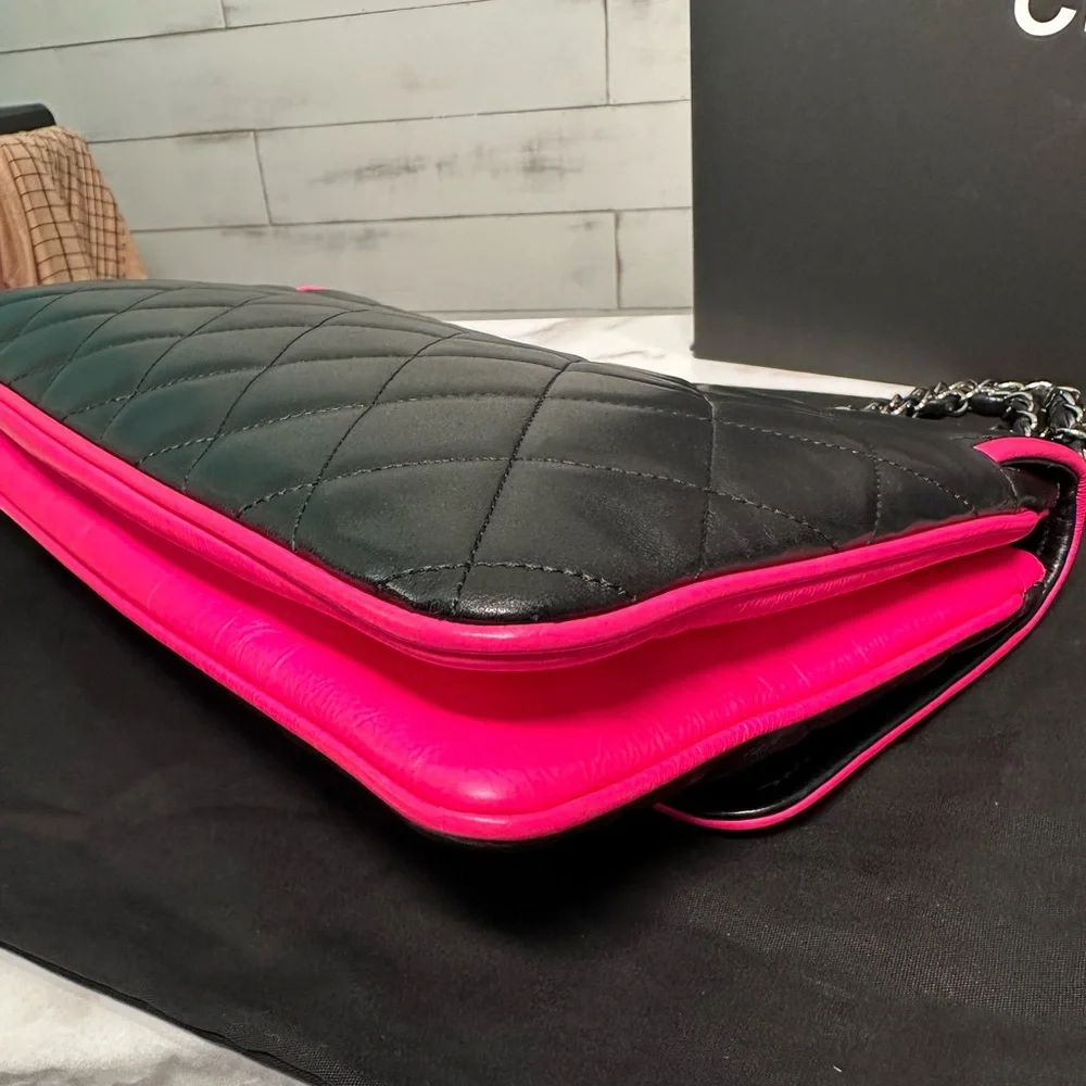 CHANEL RARE Large 2008 Cruise Collection Flap Bag π - Picture 7 of 14